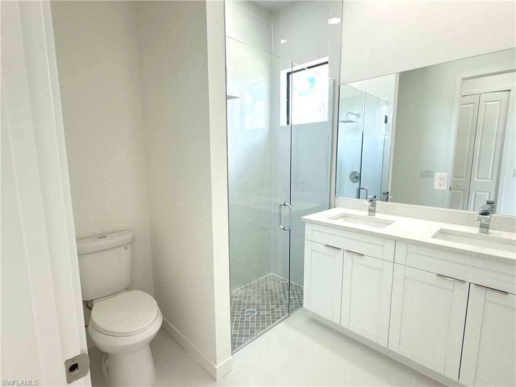 Image 35 of property listing at 4005 NW 22nd ST, Cape Coral, FL 33993