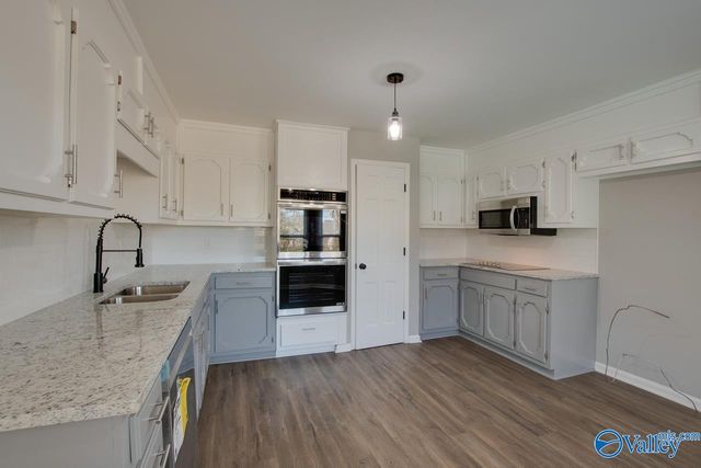 10139 Dunbarton Drive, Huntsville, AL 35803