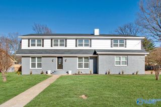 10139 Dunbarton Drive, Huntsville, AL 35803