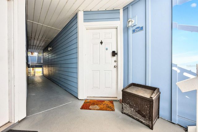 2569 GRASSY POINT DRIVE 207, Lake Mary, FL 32746