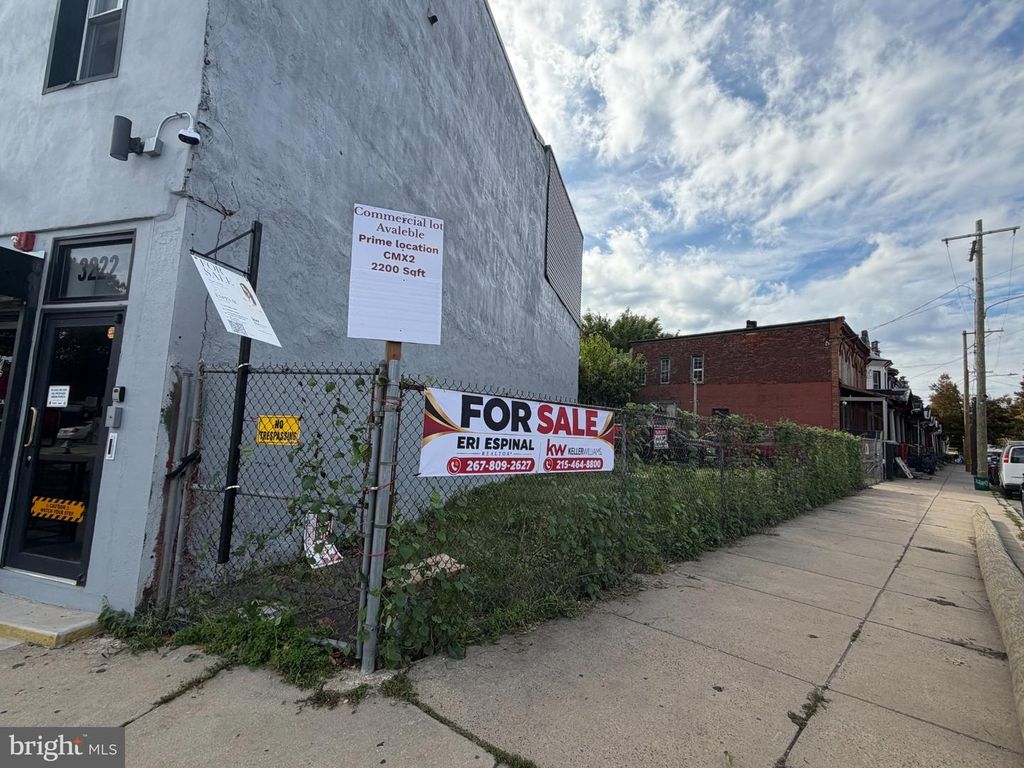 3224 GERMANTOWN AVE, PHILADELPHIA, PA 19140 — exterior
