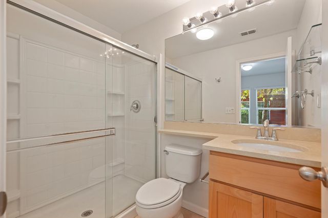 10840 Nederland Way, Rancho Cordova, CA 95670