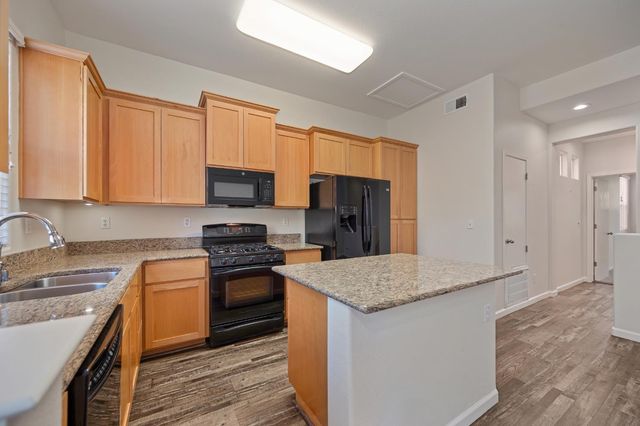 10840 Nederland Way, Rancho Cordova, CA 95670