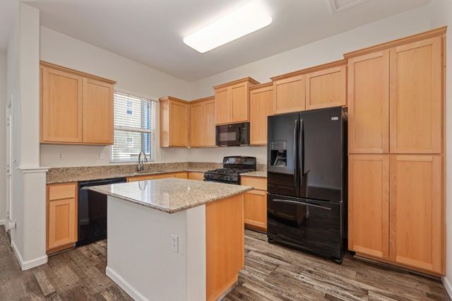 10840 Nederland Way, Rancho Cordova, CA 95670