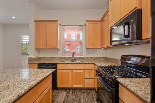 10840 Nederland Way, Rancho Cordova, CA 95670