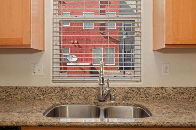 10840 Nederland Way, Rancho Cordova, CA 95670