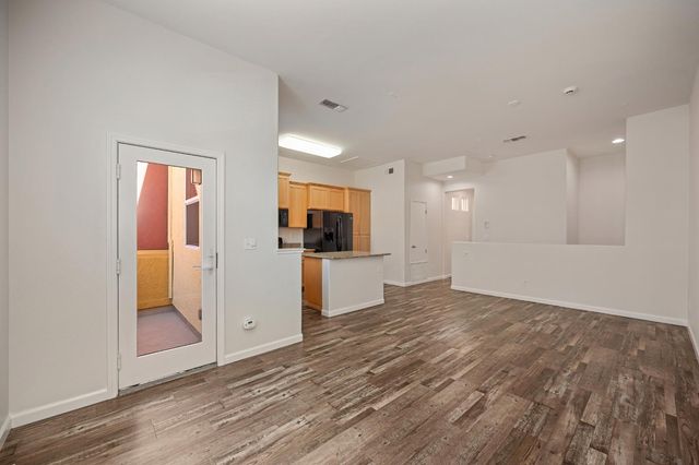 10840 Nederland Way, Rancho Cordova, CA 95670