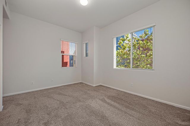 10840 Nederland Way, Rancho Cordova, CA 95670