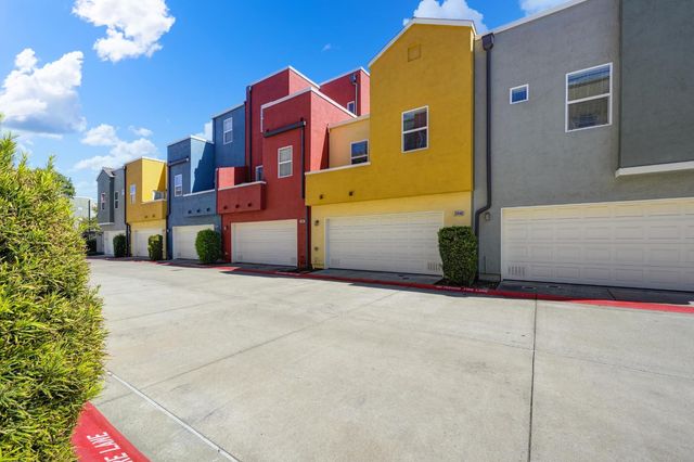 10840 Nederland Way, Rancho Cordova, CA 95670