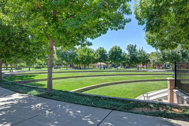 10840 Nederland Way, Rancho Cordova, CA 95670