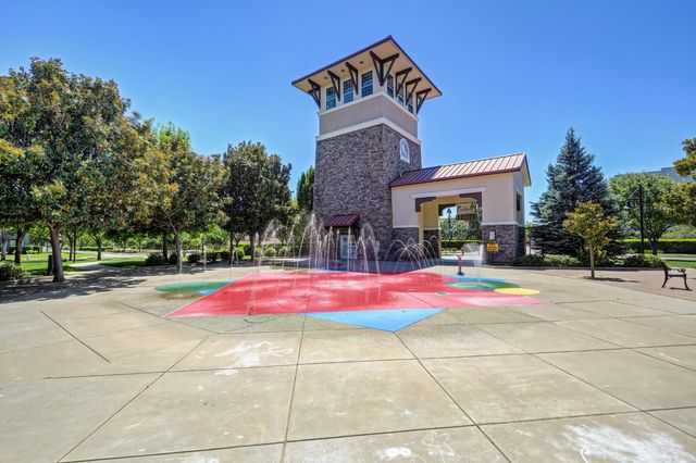 10840 Nederland Way, Rancho Cordova, CA 95670