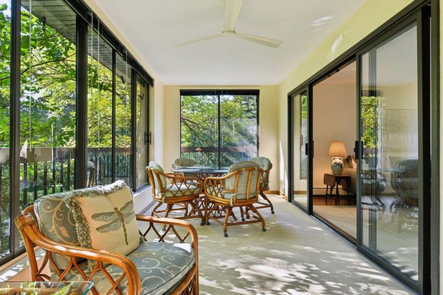 7250 Lewis Ridge Parkway 107, Edina, MN 55439