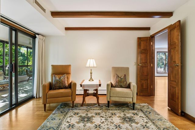 7250 Lewis Ridge Parkway 107, Edina, MN 55439