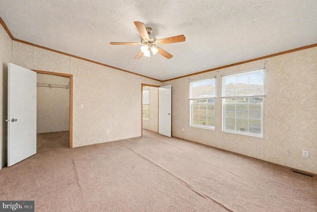 11370 WOODLAND DR, Unionville, VA 22567