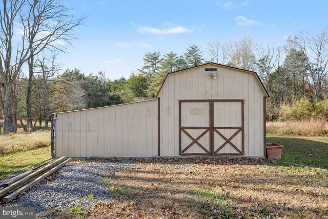 11370 WOODLAND DR, Unionville, VA 22567