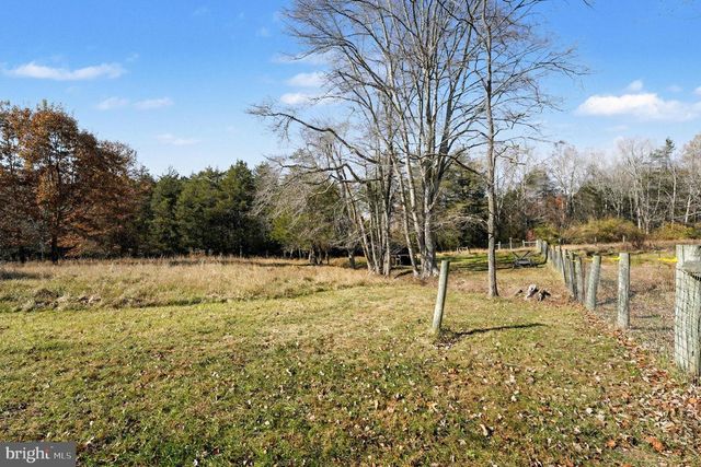 11370 WOODLAND DR, Unionville, VA 22567