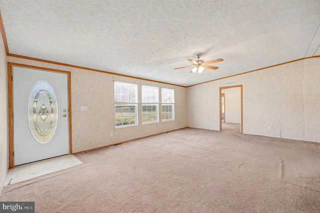 11370 WOODLAND DR, Unionville, VA 22567