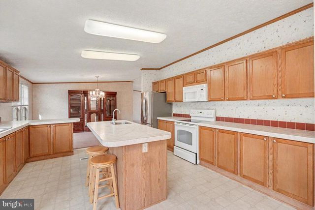 11370 WOODLAND DR, Unionville, VA 22567