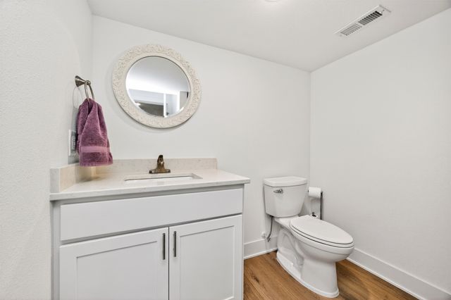 2820 SE Moraine Court, Waukee, IA 50263