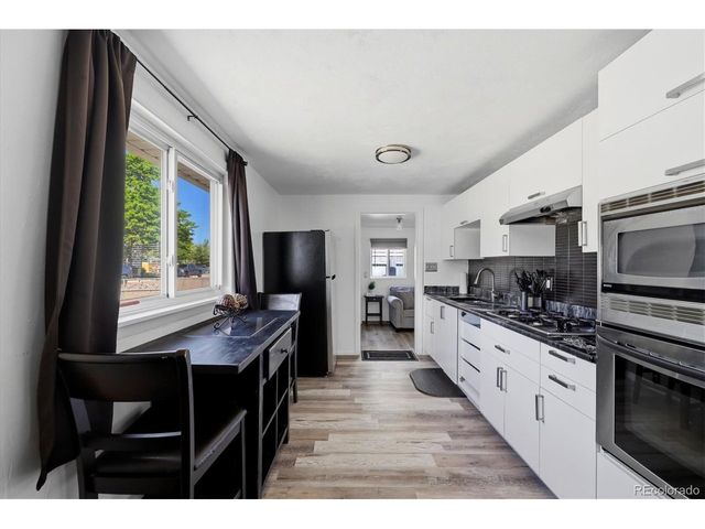 3113 W Jefferson Ave, Englewood, CO 80110