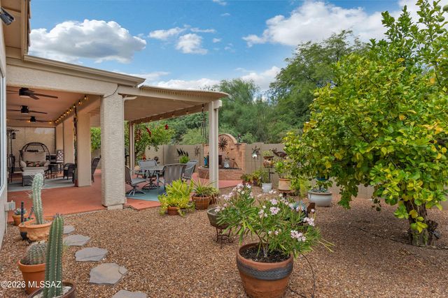 63704 E Desert Peak Drive, Tucson, AZ 85739