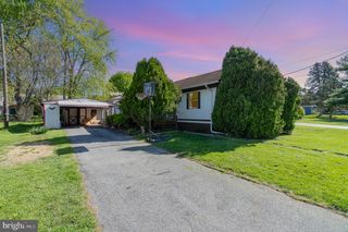 2405 MIFFLIN STREET, Lebanon, PA 17046