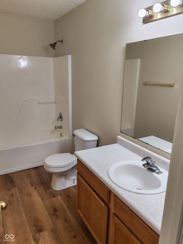 6140 Lake Freeman Drive, Indianapolis, IN 46254