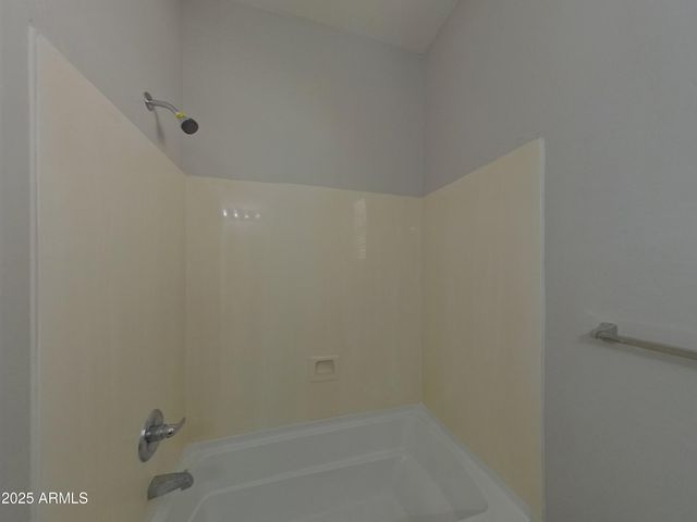 17601 N VERA CRUZ Avenue, Maricopa, AZ 85139