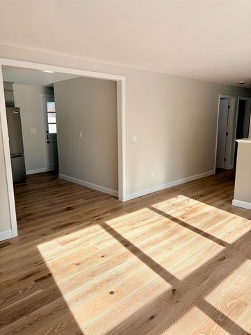 21 Sims Street, Nashua, NH 03063