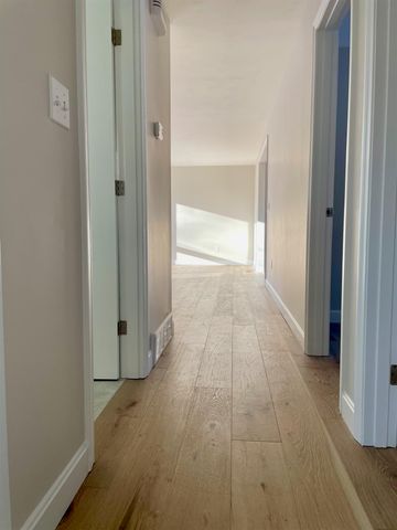 21 Sims Street, Nashua, NH 03063