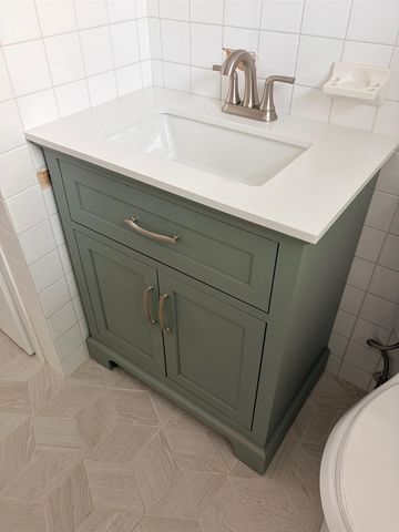 21 Sims Street, Nashua, NH 03063