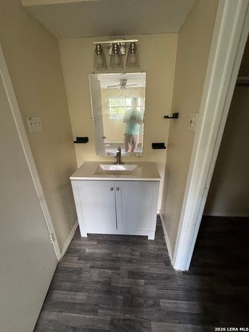3614 Neer Ave Apt 1, San Antonio, TX 78201
