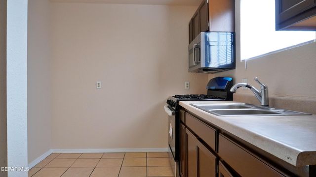 3568 OASIS Drive, El Paso, TX 79936