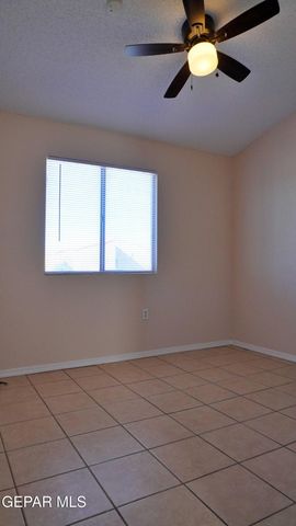 3568 OASIS Drive, El Paso, TX 79936