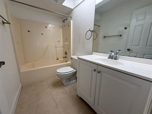 1001 S WAPELLO STREET, North Port, FL 34286