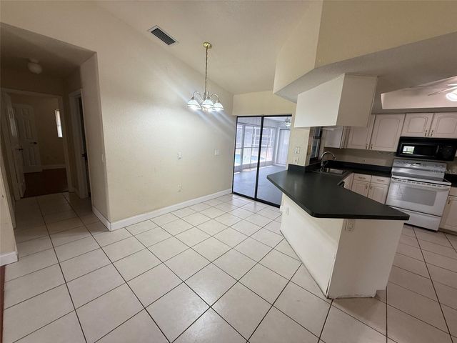 1001 S WAPELLO STREET, North Port, FL 34286