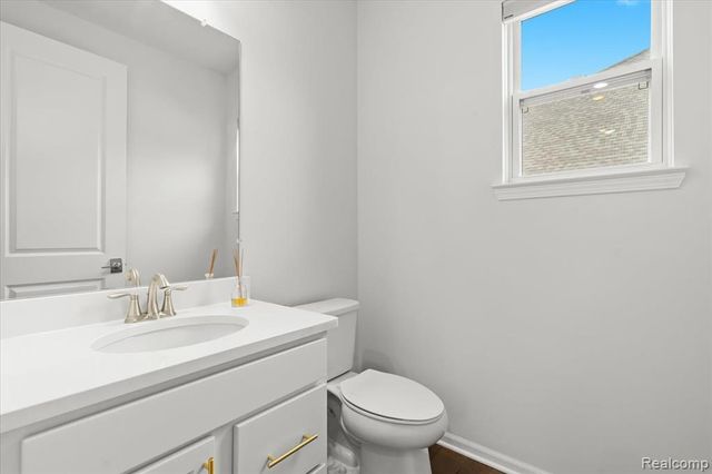 48255 Amber Lane Drive, Shelby Twp, MI 48315