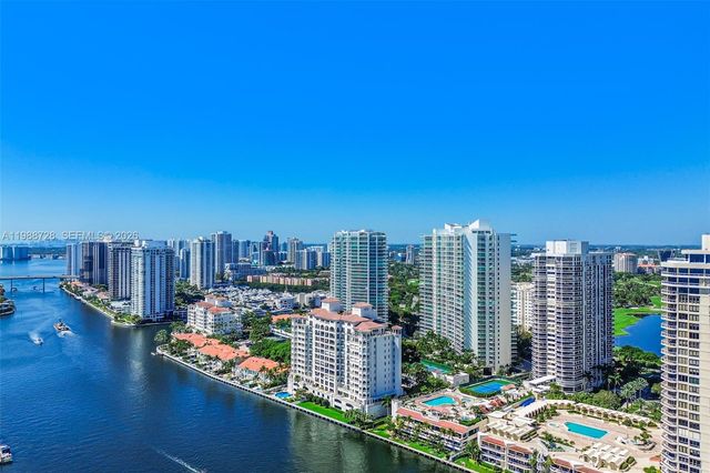 20185 E Country Club Drive 302, Aventura, FL 33180
