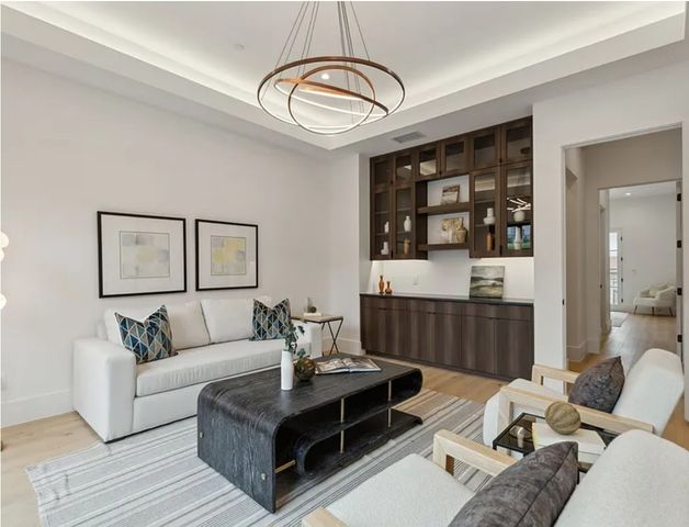 13713 Trail Creek Place, Dallas, TX 75240