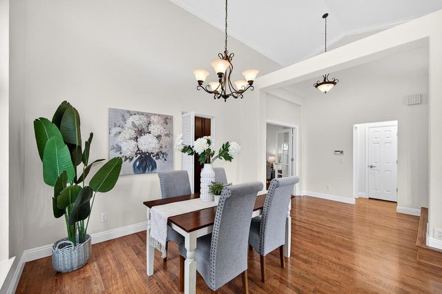 5509 Peridot Dr, Rocklin, CA 95677