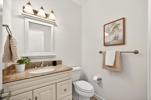 5509 Peridot Dr, Rocklin, CA 95677