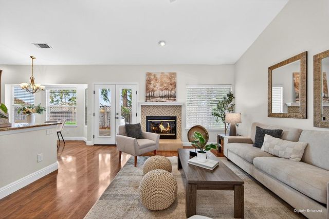 5509 Peridot Dr, Rocklin, CA 95677