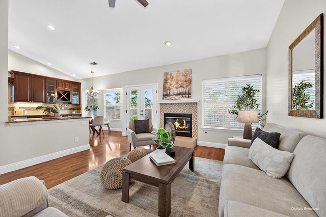 5509 Peridot Dr, Rocklin, CA 95677