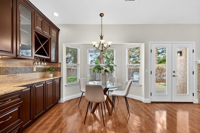 5509 Peridot Dr, Rocklin, CA 95677