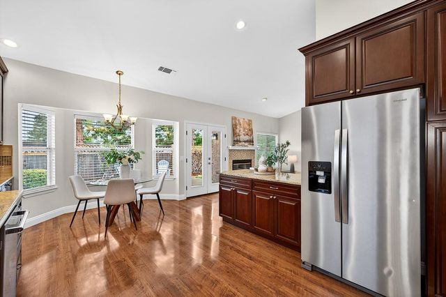 5509 Peridot Dr, Rocklin, CA 95677