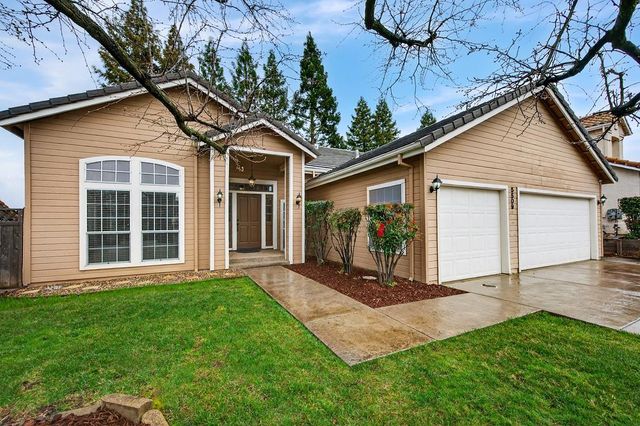 5509 Peridot Dr, Rocklin, CA 95677