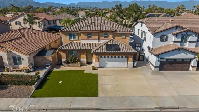16590 Shoal Creek Lane, Fontana, CA 92336
