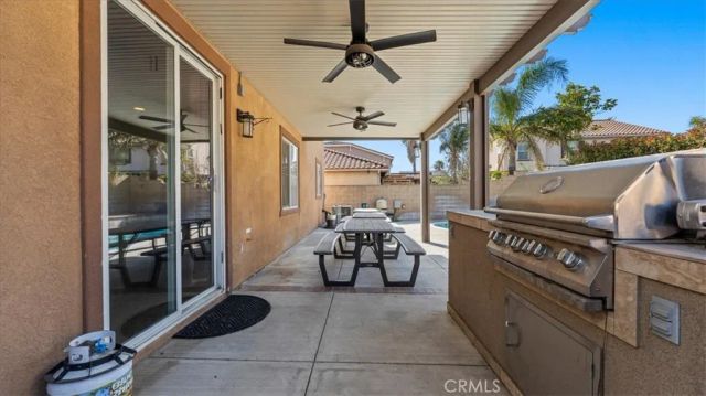 16590 Shoal Creek Lane, Fontana, CA 92336