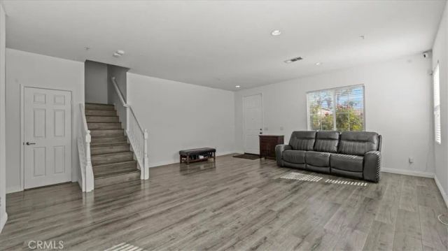 16590 Shoal Creek Lane, Fontana, CA 92336