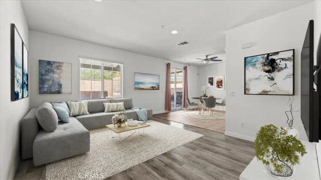16590 Shoal Creek Lane, Fontana, CA 92336